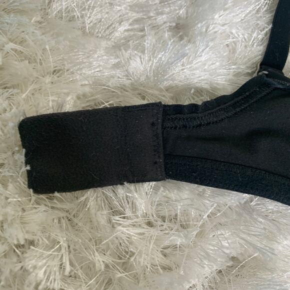 Victoria's Secret Body Black 34D Demi Bra Underwire - Picture 4 of 8